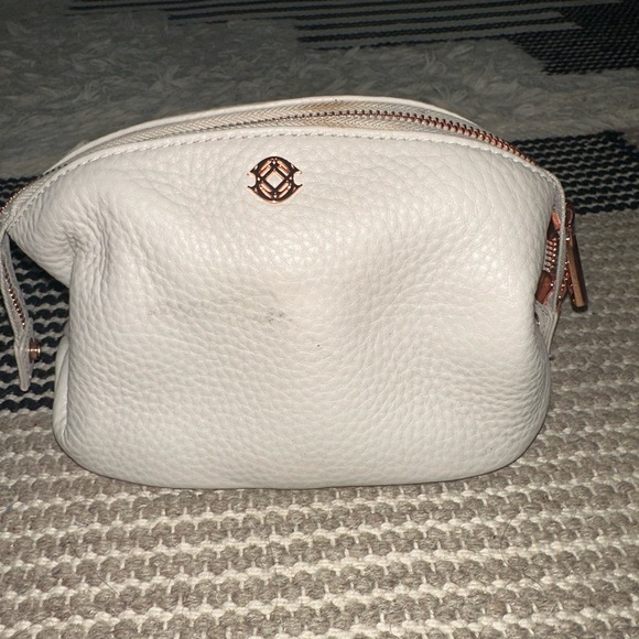 Dagne Dover Lola Gray Leather Rose Gold Logo Beauty Case Pouch - Picture 1 of 15